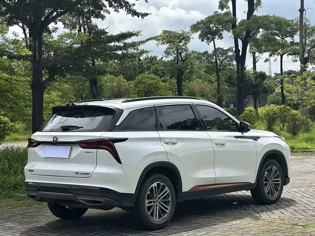 Changan CS75PLUS 2021 — фото 9