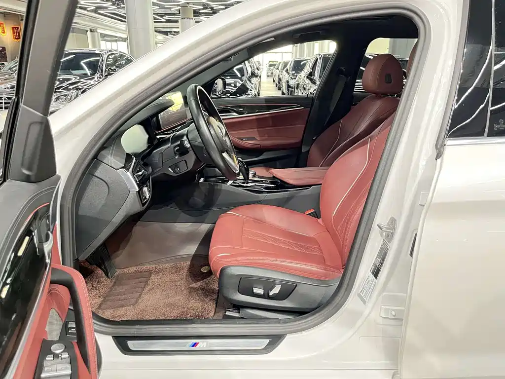 BMW 5 Series 2024