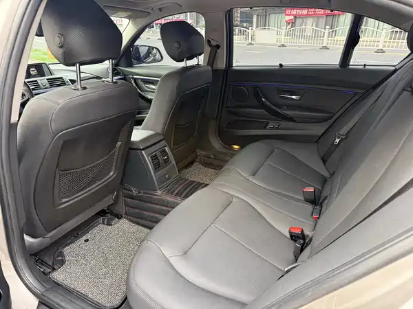 BMW 3 Series 2017