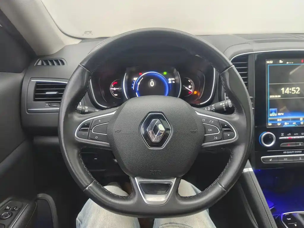 Renault Koleos 2018 — фото 9