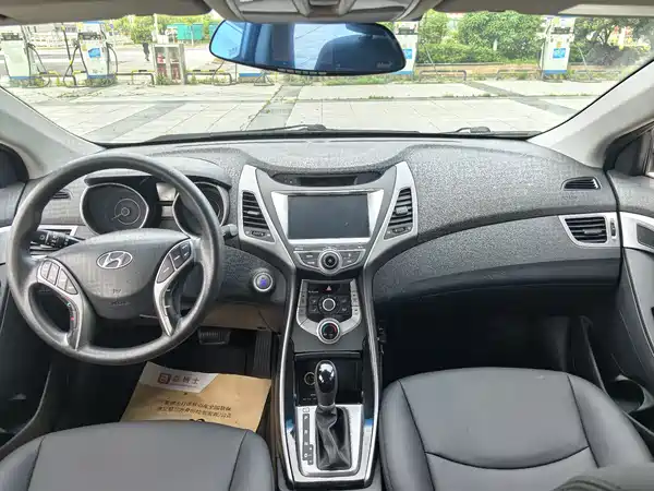 Hyundai Elantra Langdong 2016