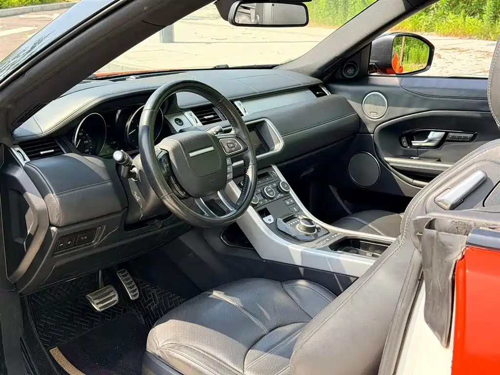 Land Rover Evoque 2018 — фото 10