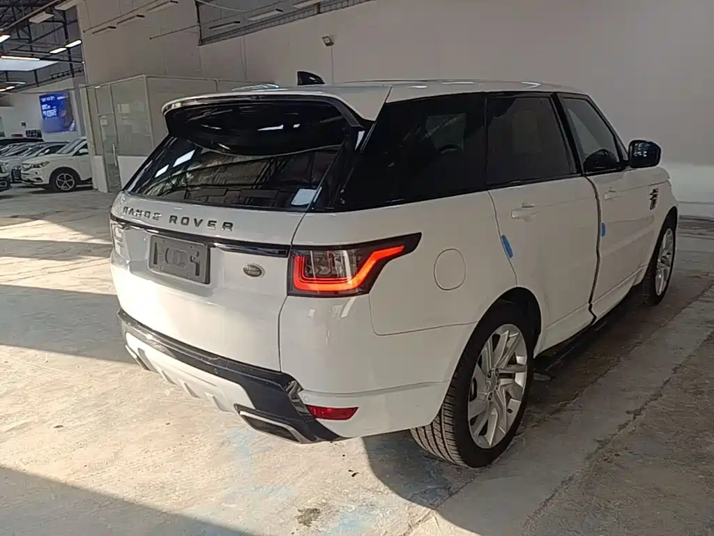 Land Rover Sport 2019 — фото 7