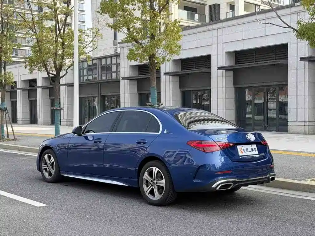 Mercedes-Benz C-Class 2022