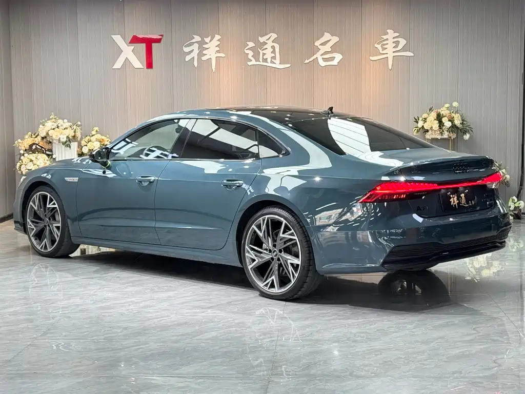 Audi A7L 2023 — фото 22