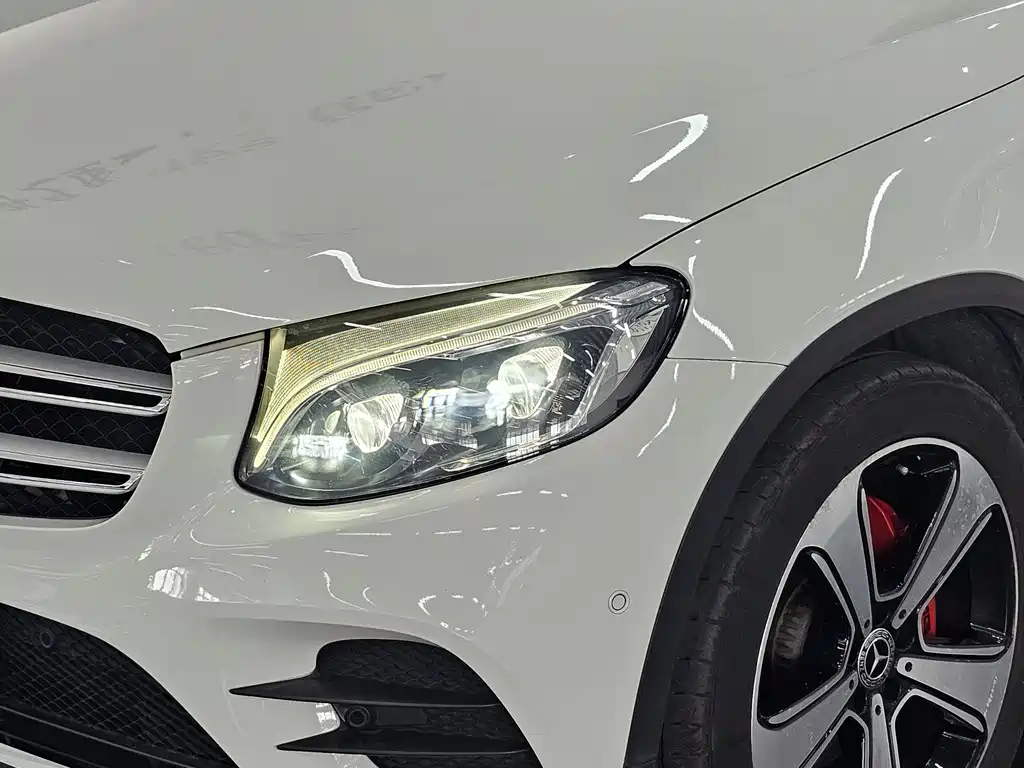 Mercedes-Benz GLC 2019 — фото 12