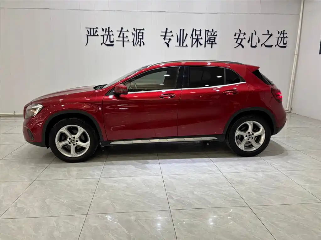 Mercedes-Benz GLA 2017 — фото 14