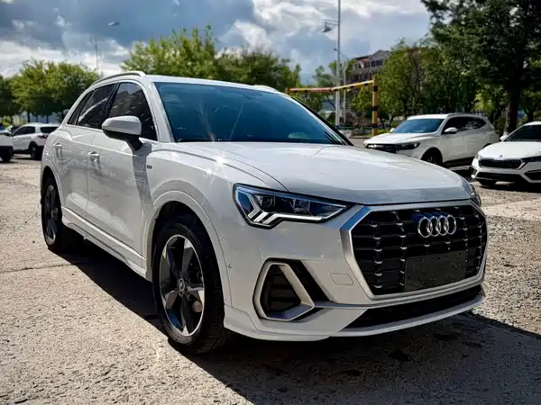 Audi Q3 2022
