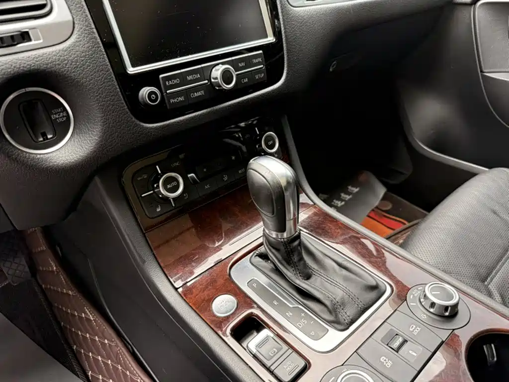 Volkswagen Touareg 2015