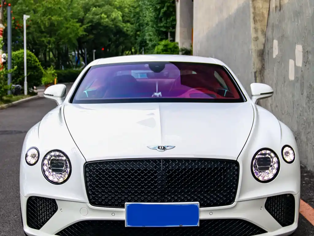 Bentley Continental 2020 — фото 2