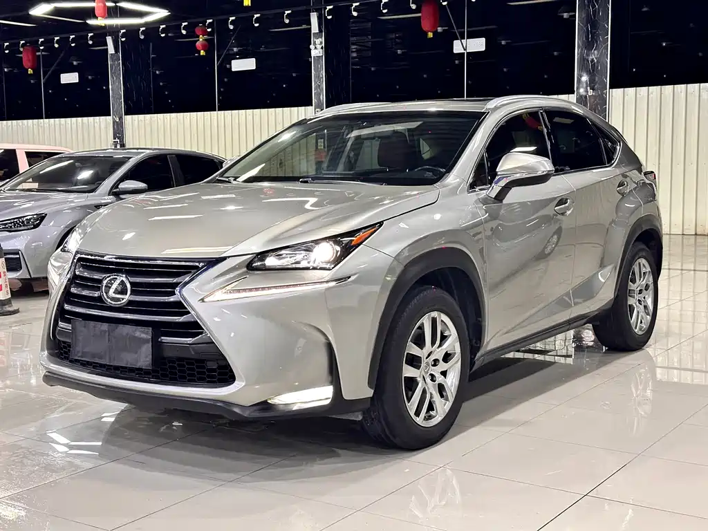 Lexus NX 2017 — фото 1