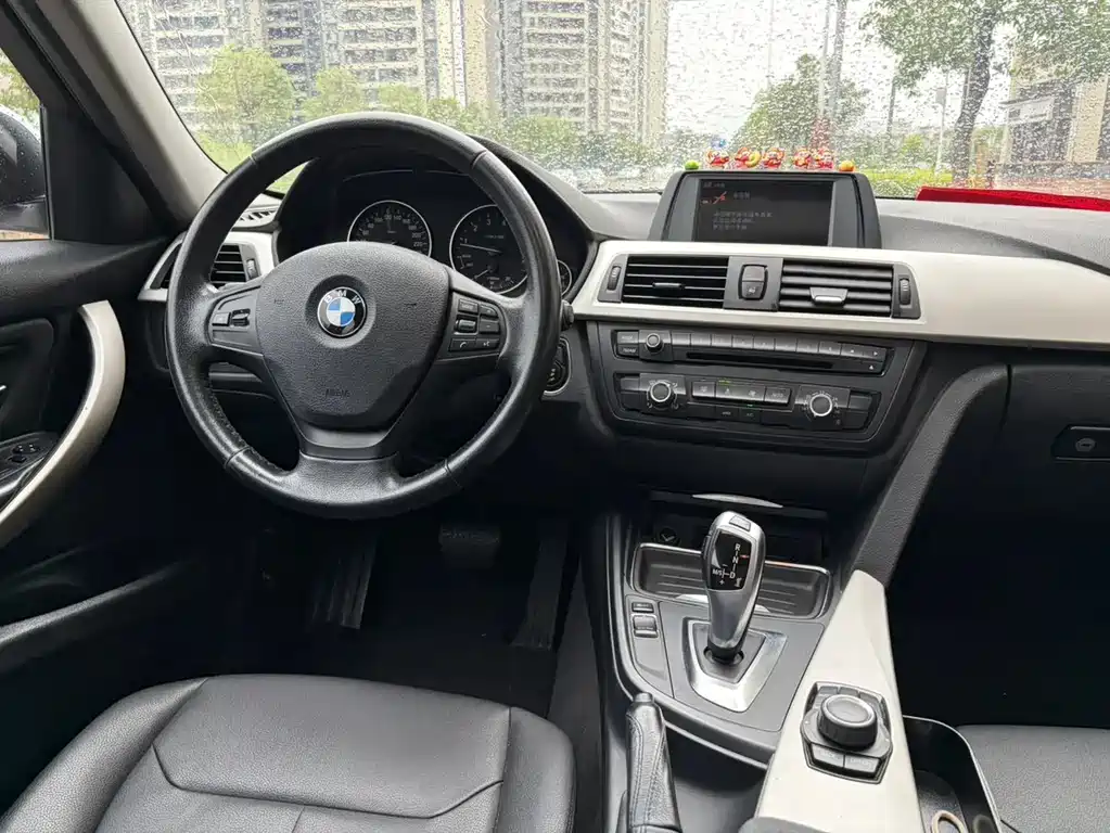 BMW 3 Series 2014 — фото 12
