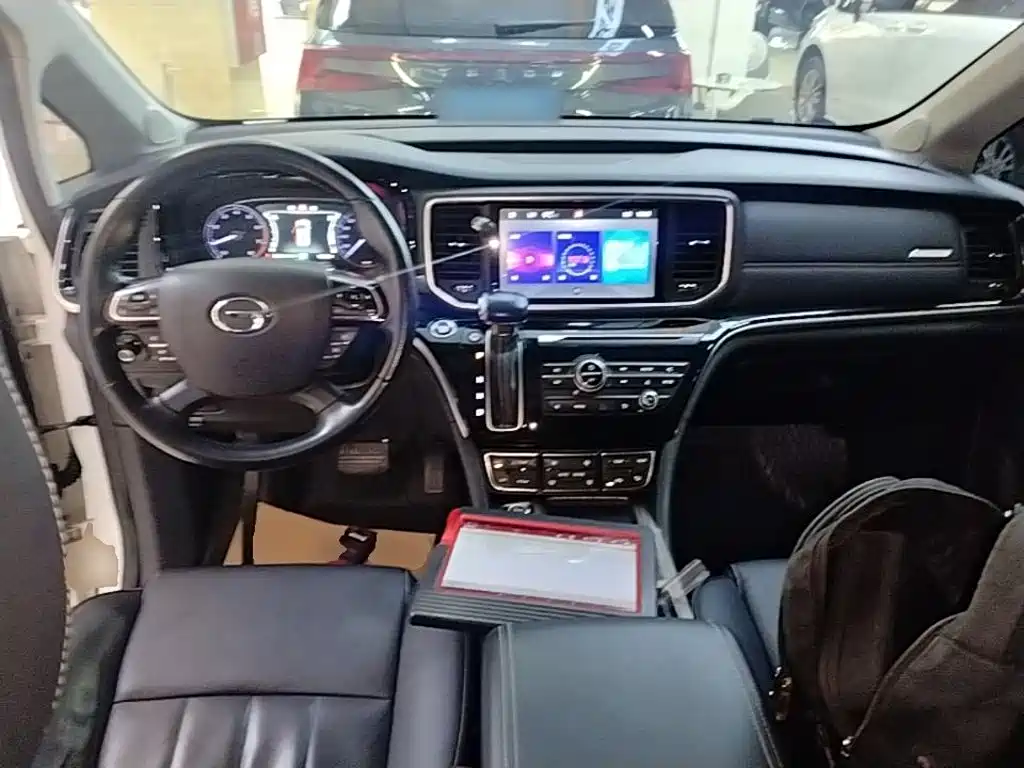 GAC Motor Trumpchi M8 2020 — фото 10