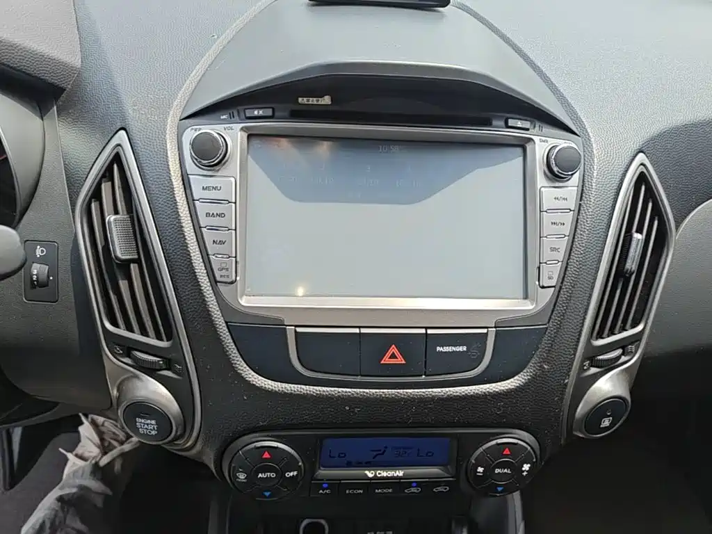 Hyundai ix35 2014 — фото 13
