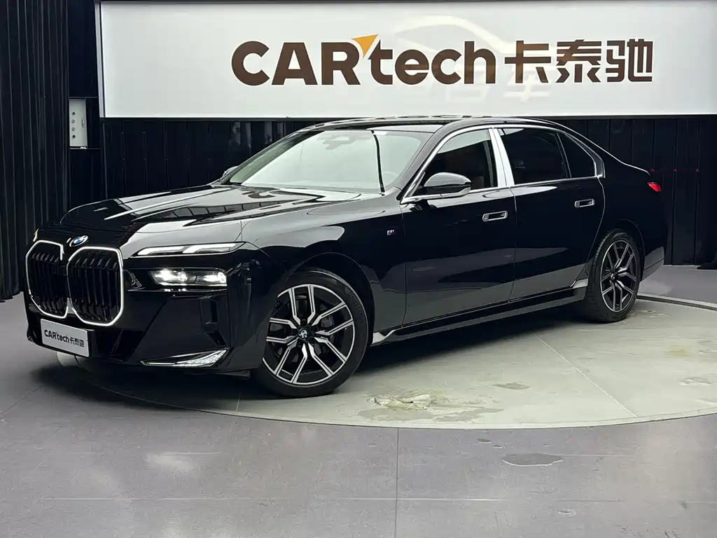 BMW 7 Series 2024
