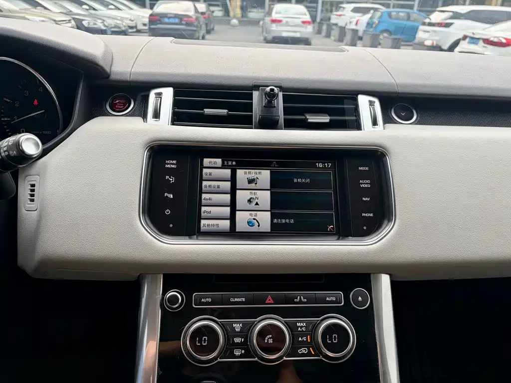 Land Rover Sport 2015 — фото 9