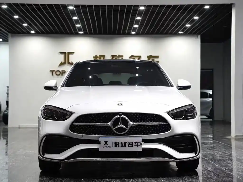 Mercedes-Benz C-Class 2023 — фото 1