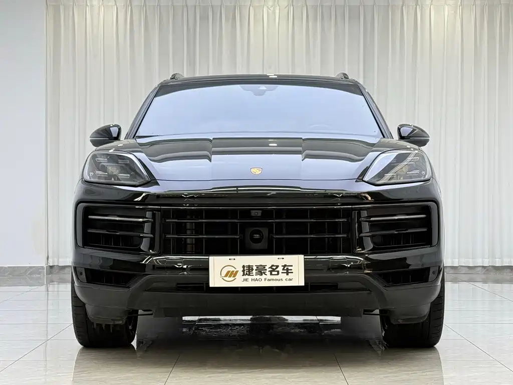 Porsche Cayenne 2023 — фото 2