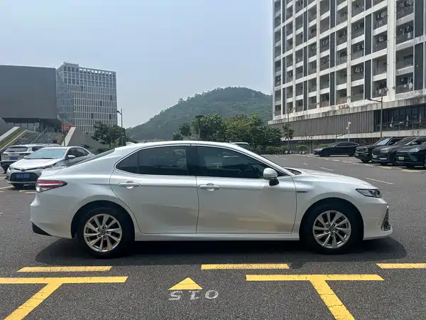 Toyota Camry 2022