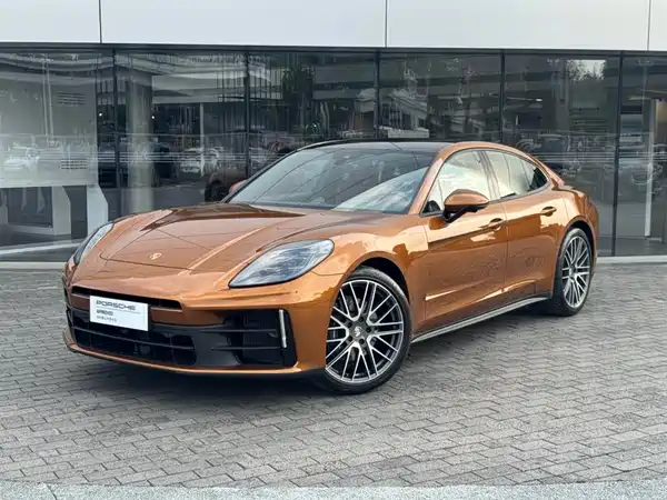 Porsche Panamera 2024