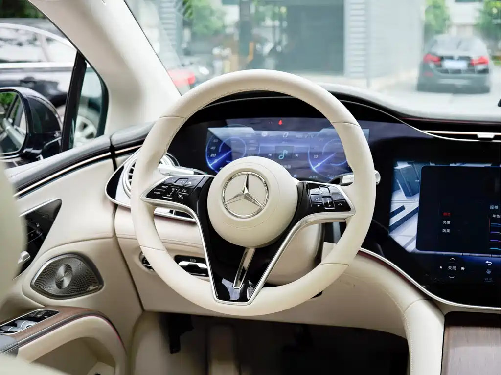Mercedes-Benz EQS 2024 — фото 14