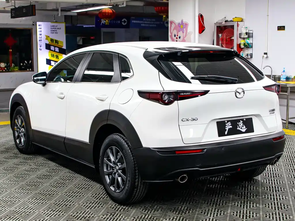 Mazda CX-30 2022 — фото 19