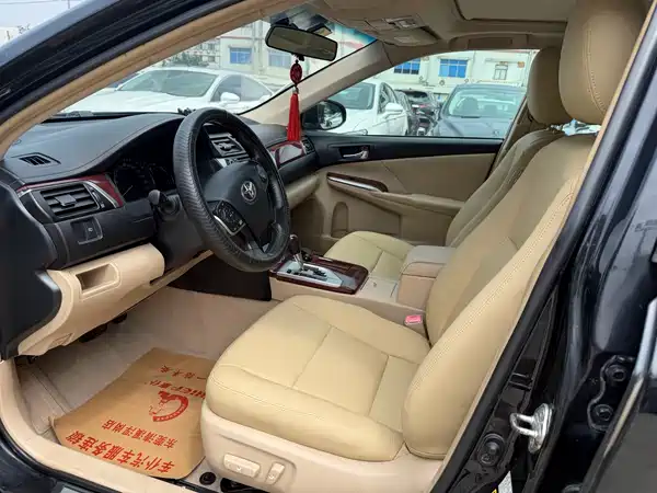Toyota Camry 2013