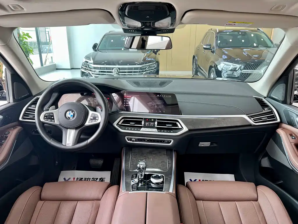 BMW X5 2021
