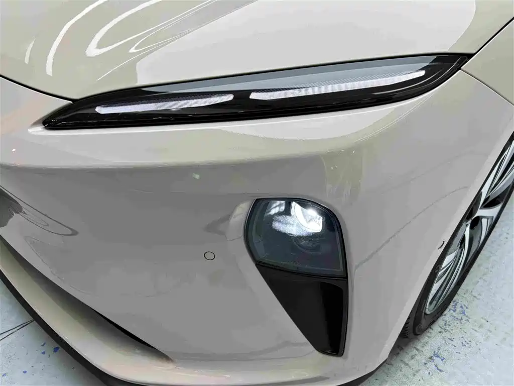 NIO ET5 2023