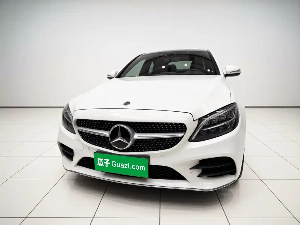 Mercedes-Benz C-Class 2019 — фото 24