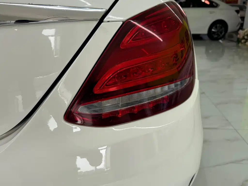 Mercedes-Benz C-Class 2015 — фото 8