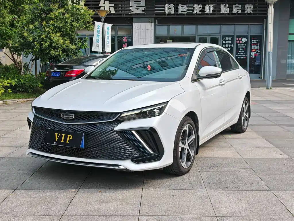 Geely Emgrand L 2022