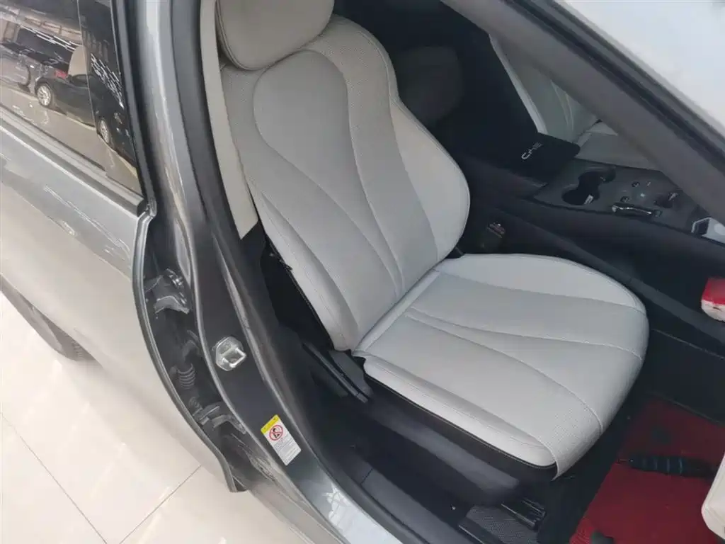 BYD Seal 05 DM-i 2025 — фото 25