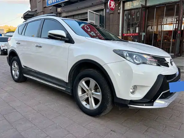 Toyota RAV4 2013