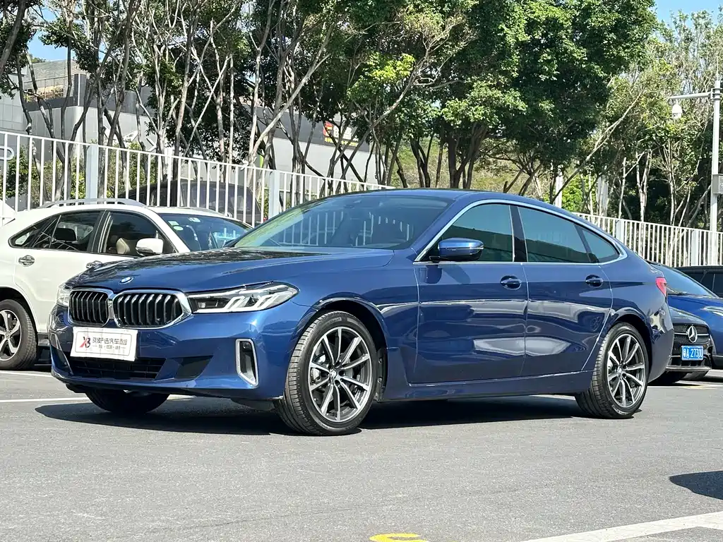 BMW 6 Series GT 2021 — фото 1