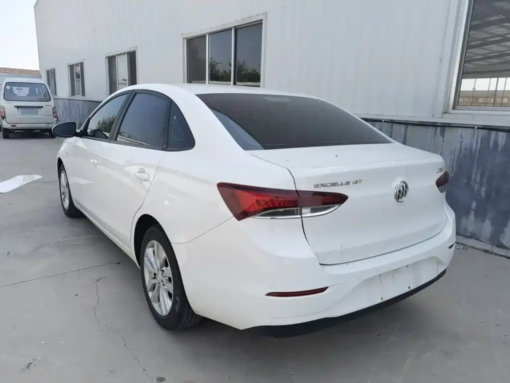 Buick Excelle 2022