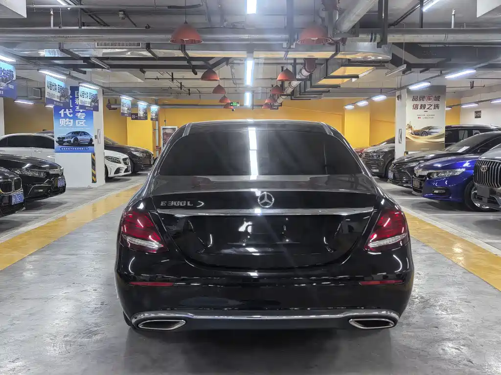 Mercedes-Benz E-Class 2020 — фото 11