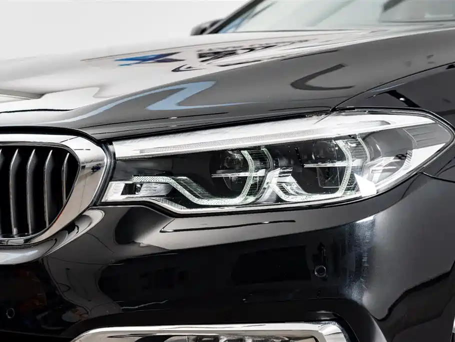 BMW 5 Series 2020 — фото 4