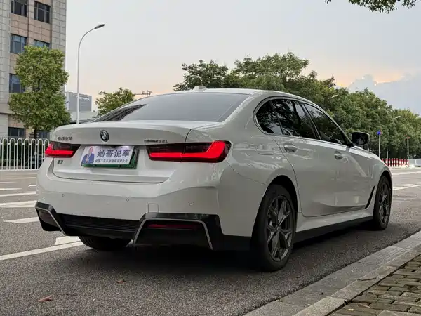 BMW i3 2023
