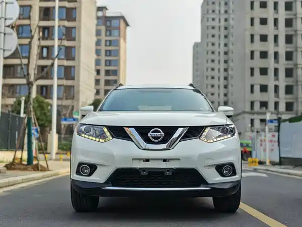 Nissan X-Trail 2014