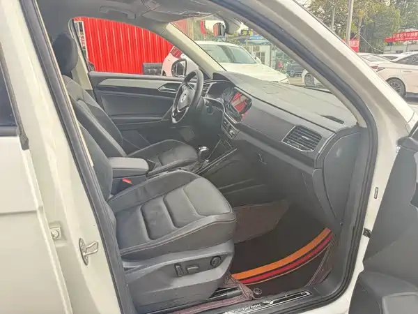 Volkswagen Tayron 2021