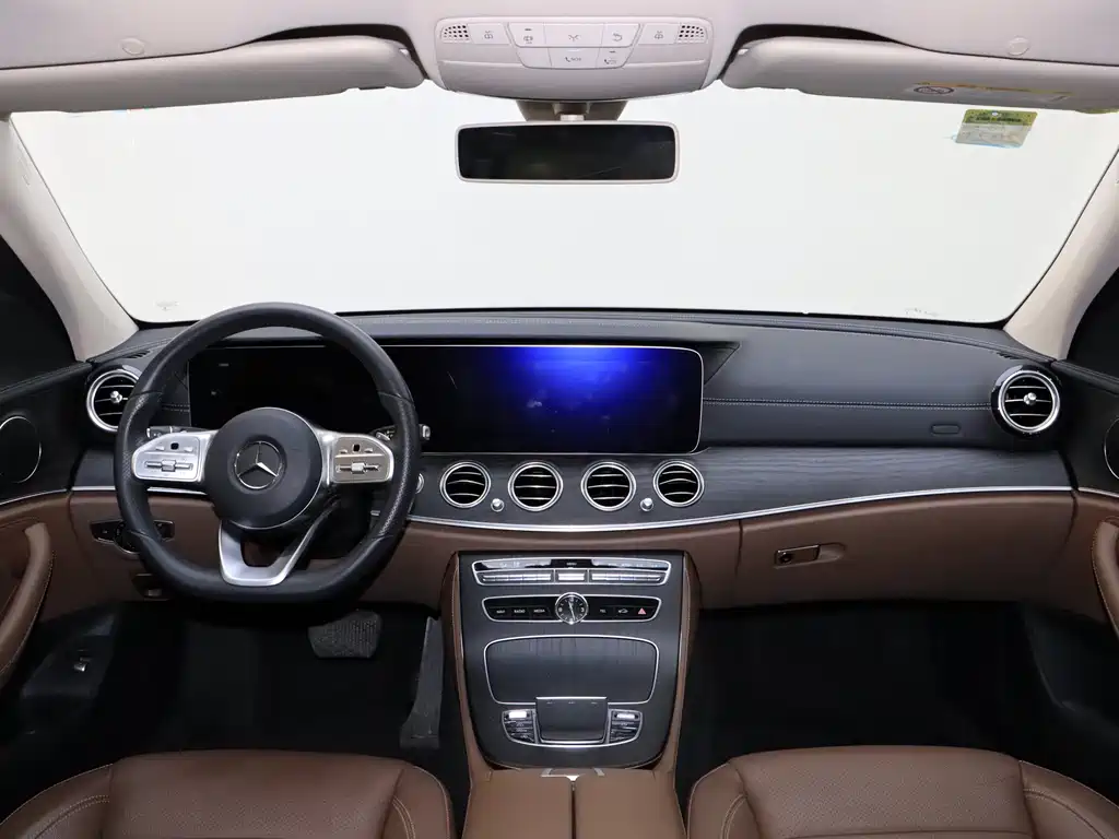 Mercedes-Benz E-Class 2020 — фото 20