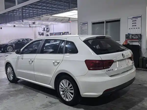 Volkswagen Gran Lavida 2014