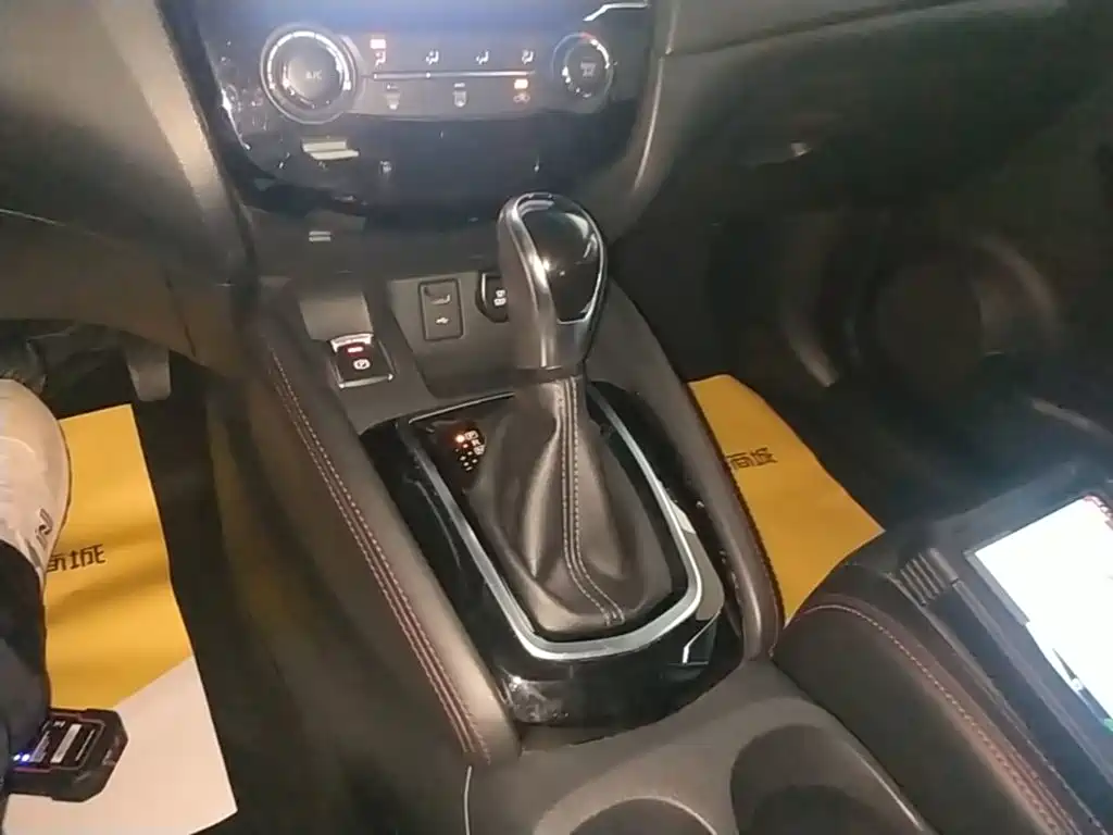 Nissan Qashqai 2021 — фото 10