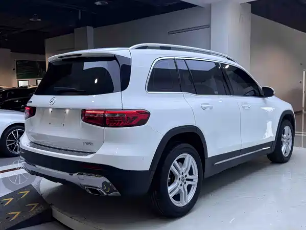 Mercedes-Benz GLB 2021
