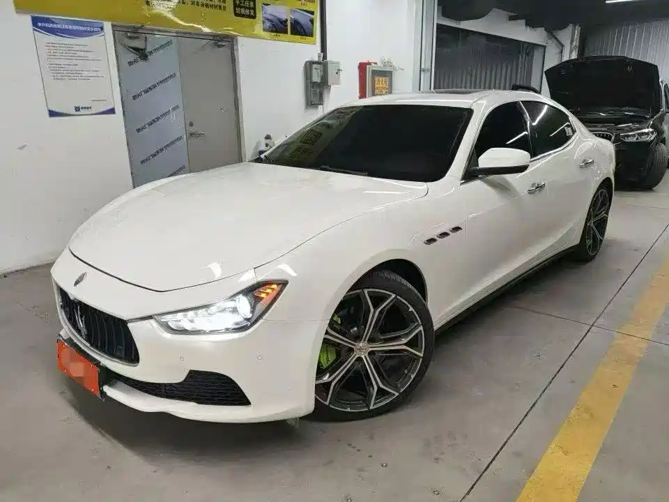 Maserati Ghibli 2017 — фото 1