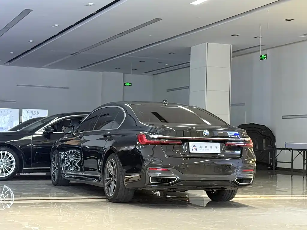 BMW 7 Series 2020 — фото 14