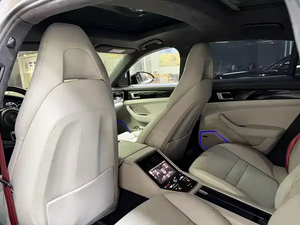 Porsche Panamera 2018