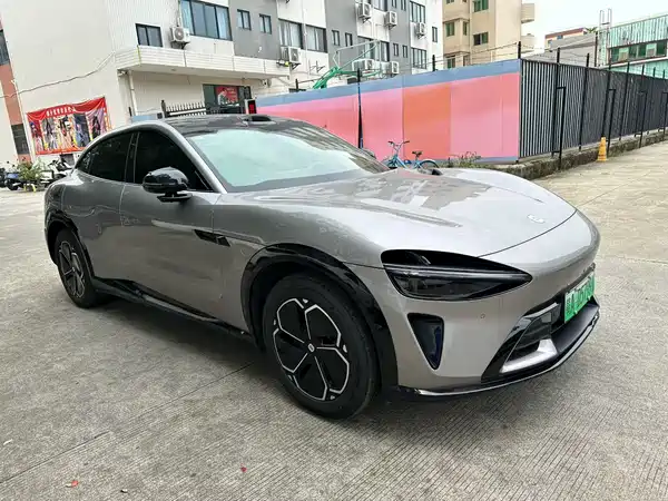 Xiaomi YU7 2025