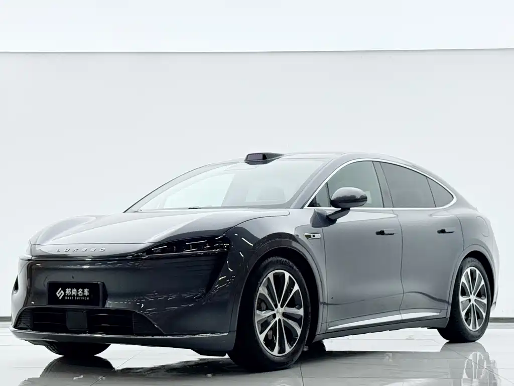 Luxeed Zhijie R7 2025